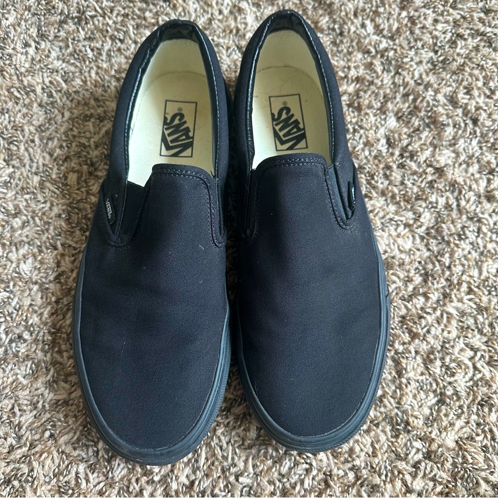 Black Classic Vans Slip-Ons men's size 10